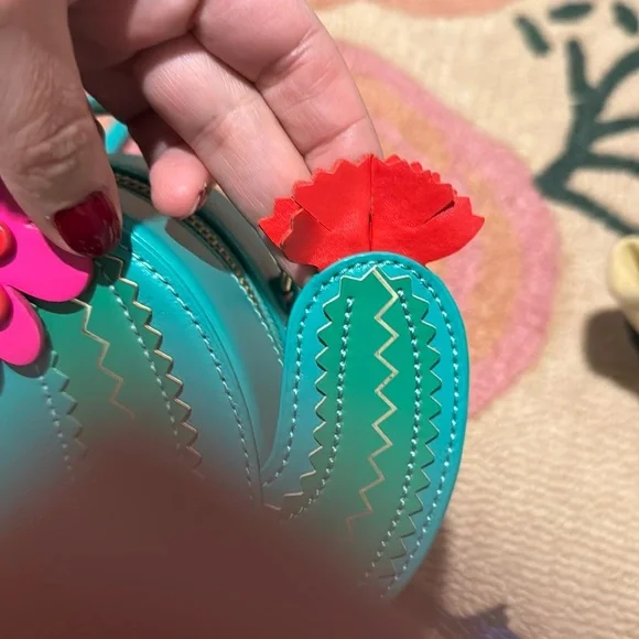 New without tags - Kate Spade Green Cactus Crossbody Bag - Picture 3 of 3